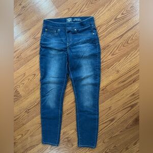 Levi's Deep Indigo Women's Skinny Jeans